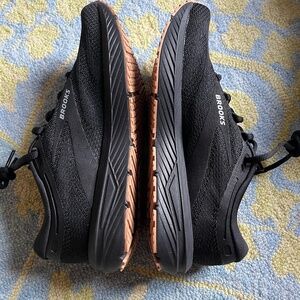 Brooks revel 7